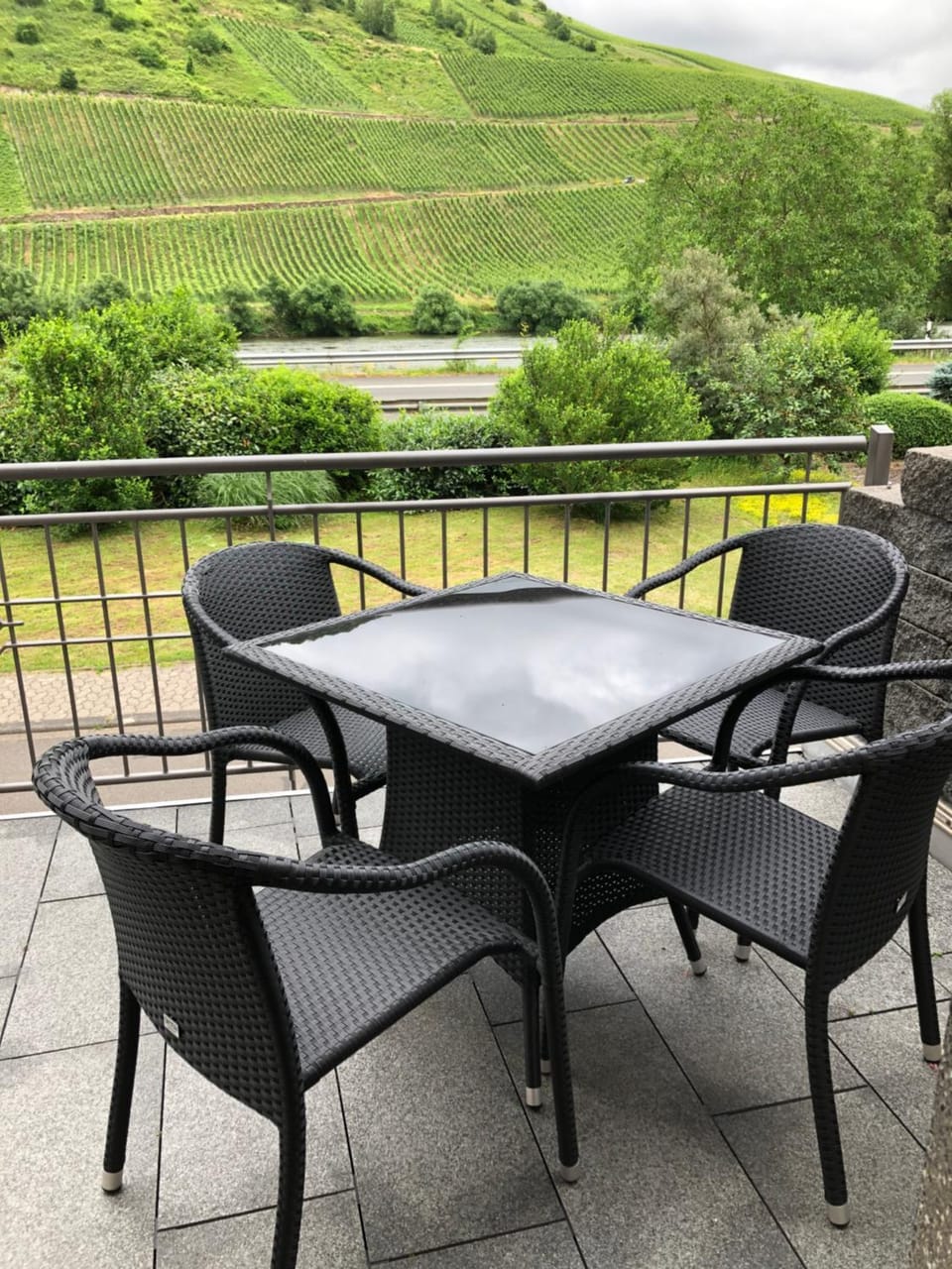 Natural landscape, View (from property/room), Balcony/Terrace, Seating area, Dining area