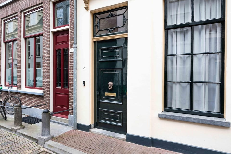 Property building, Facade/entrance