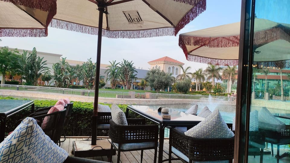 Nearby landmark, Restaurant/places to eat