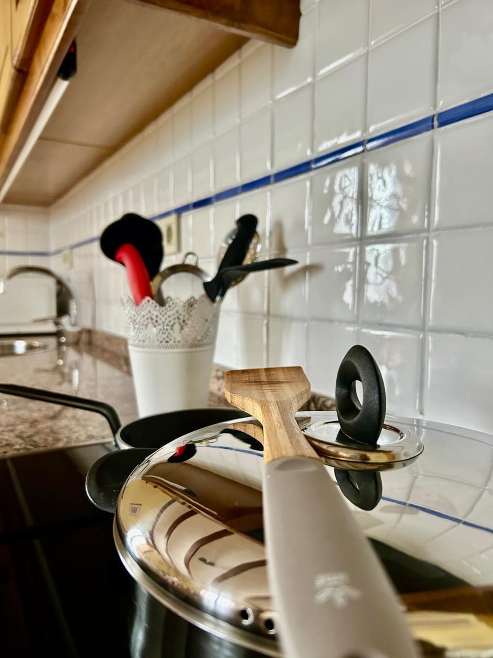 Coffee/tea facilities, Kitchen or kitchenette