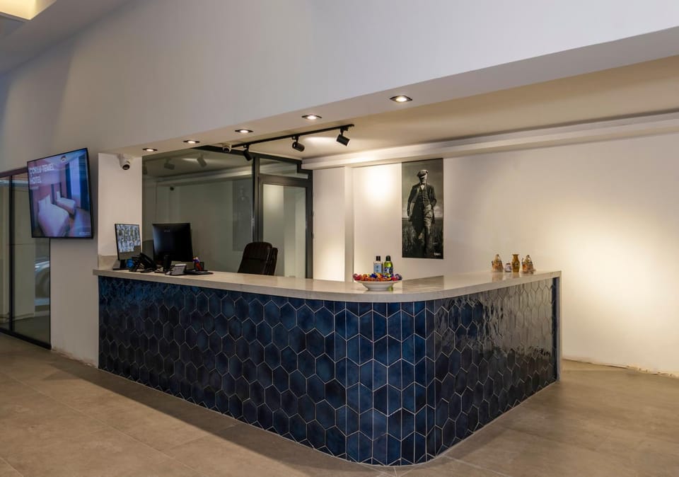 Lobby or reception, Lobby or reception