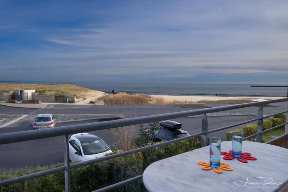 View (from property/room), Balcony/Terrace, Balcony/Terrace, Dining area, Sea view, Parking