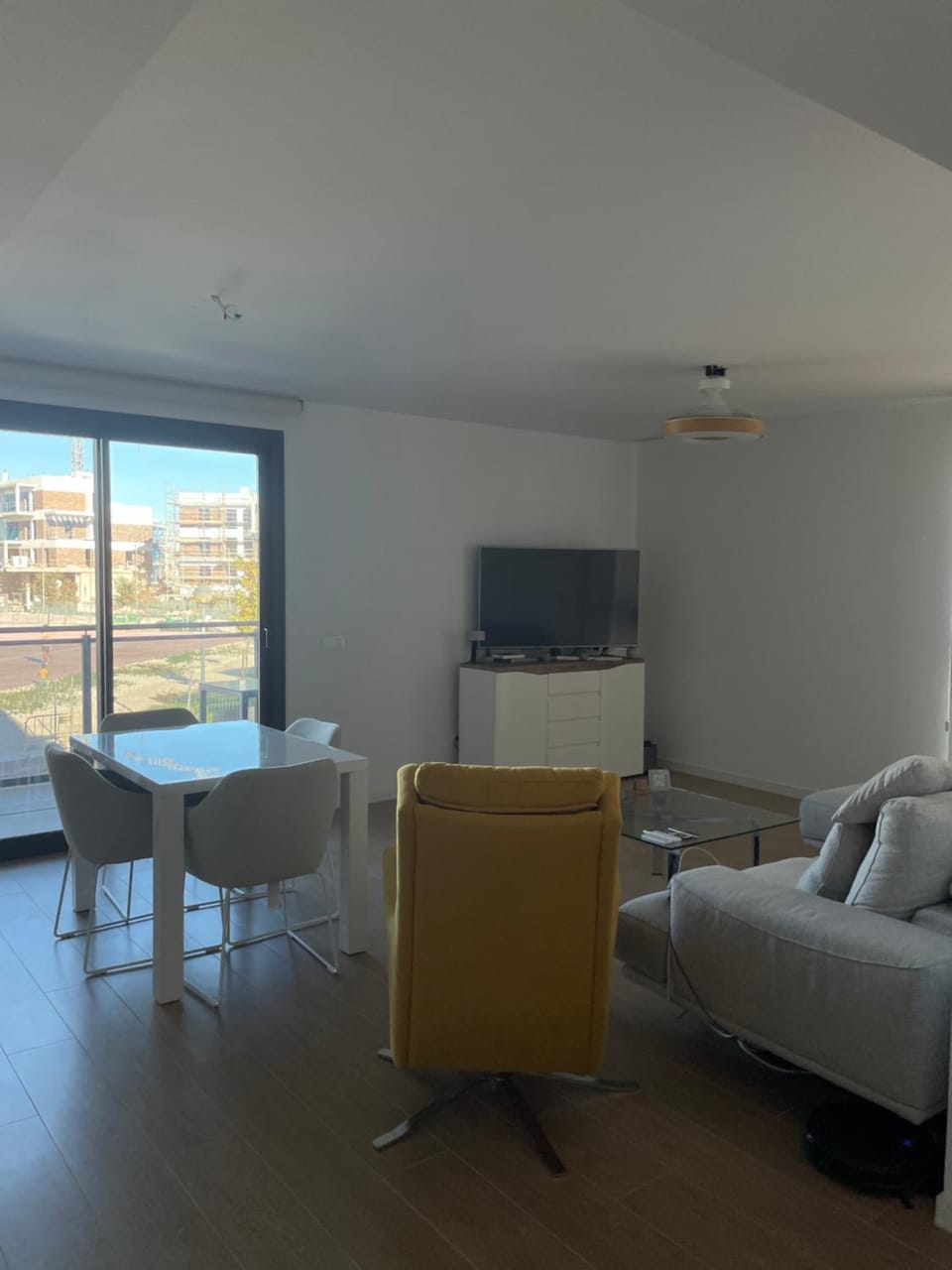 Communal lounge/ TV room