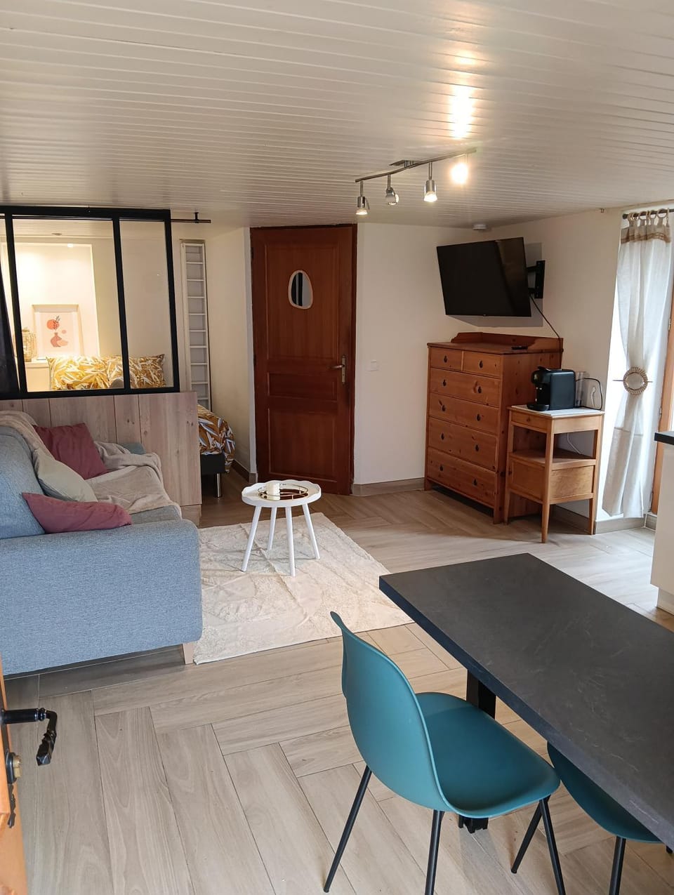 Property building, Living room
