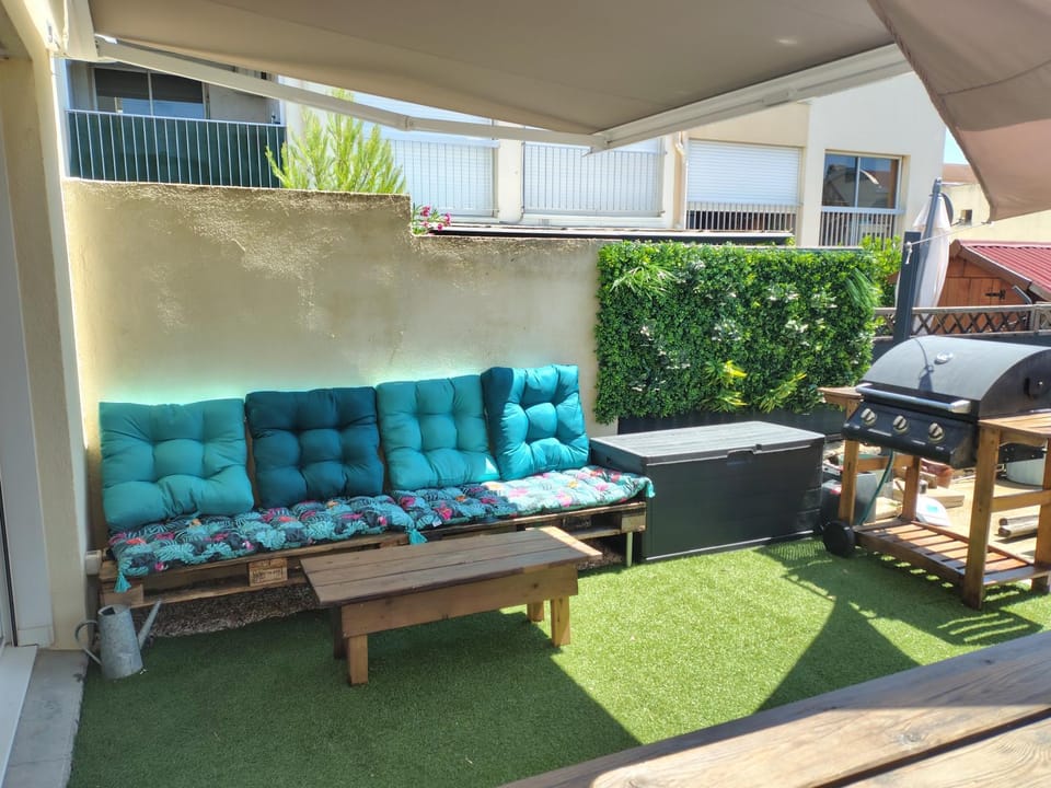 Patio, Garden
