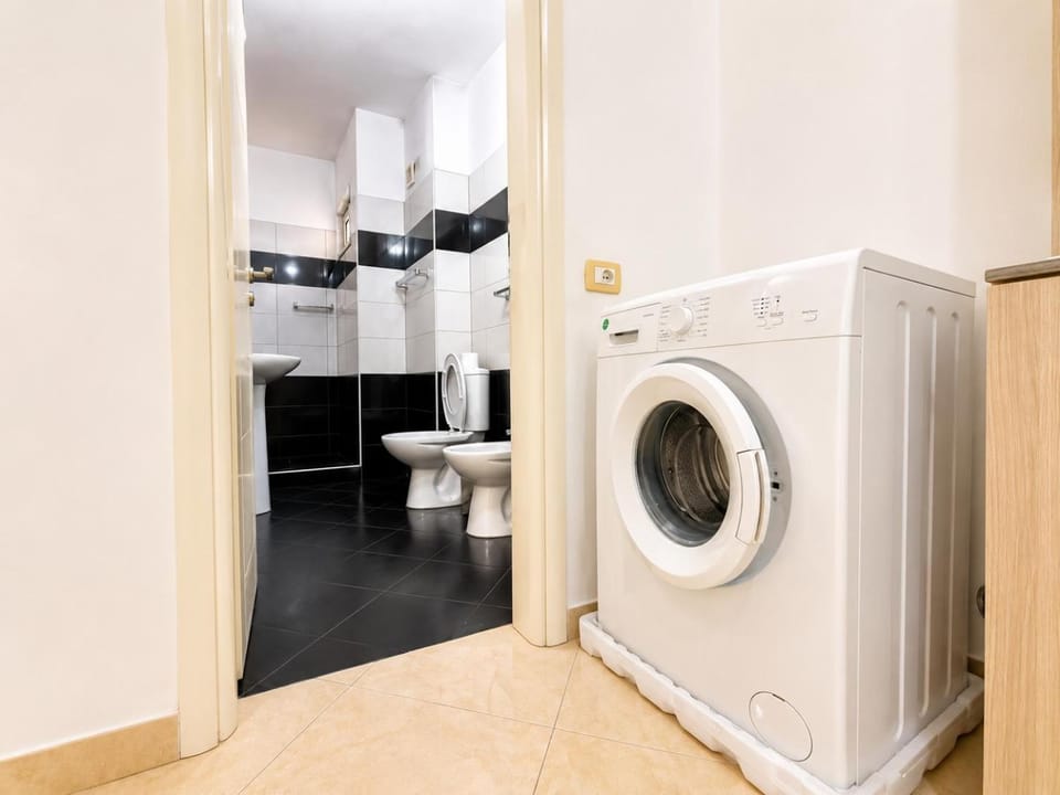 Toilet, washing machine