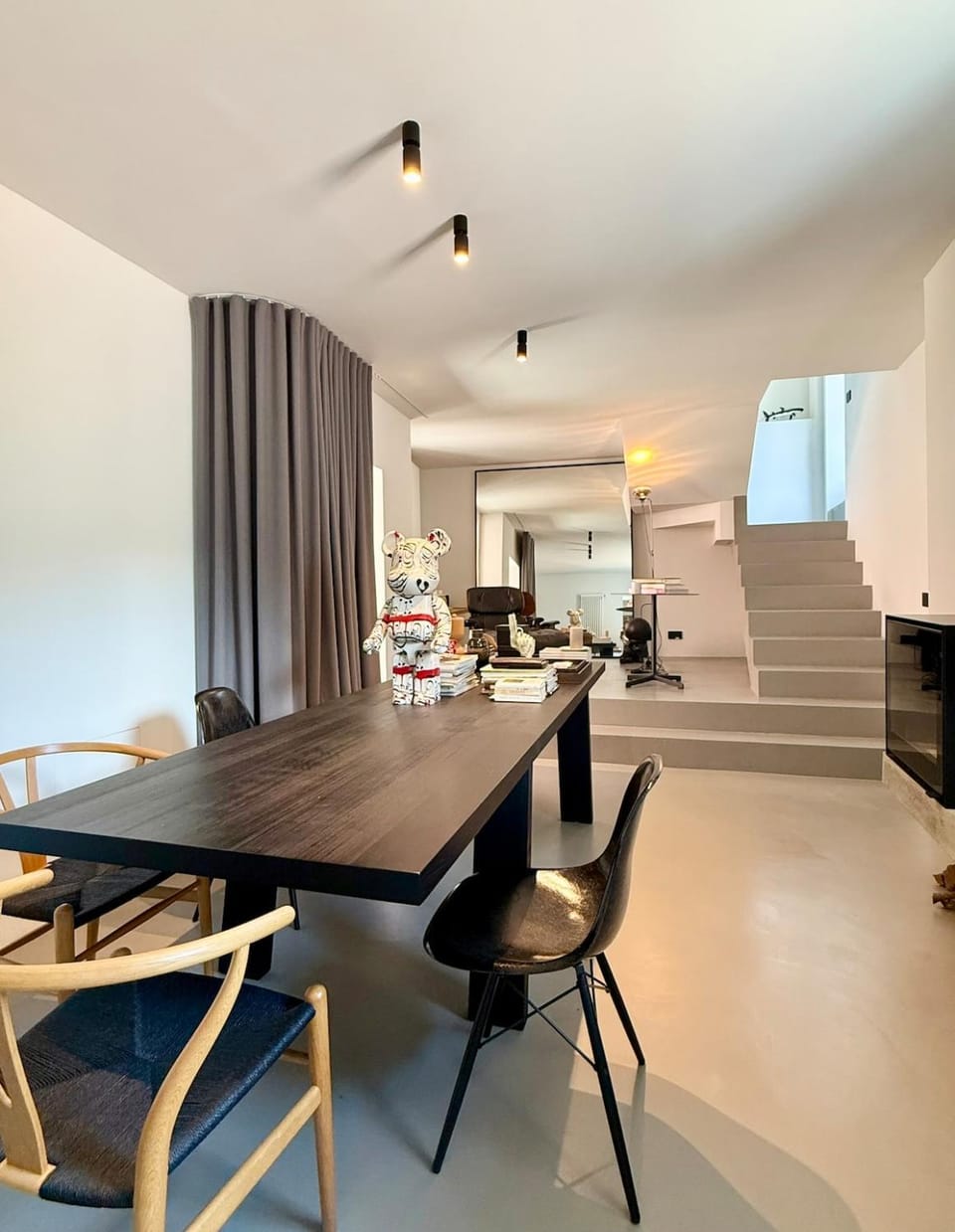 Living room, Seating area, Dining area