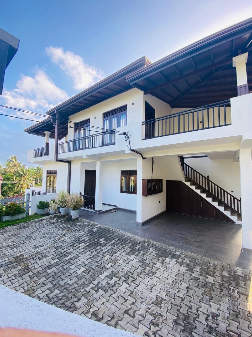 Property building, Day