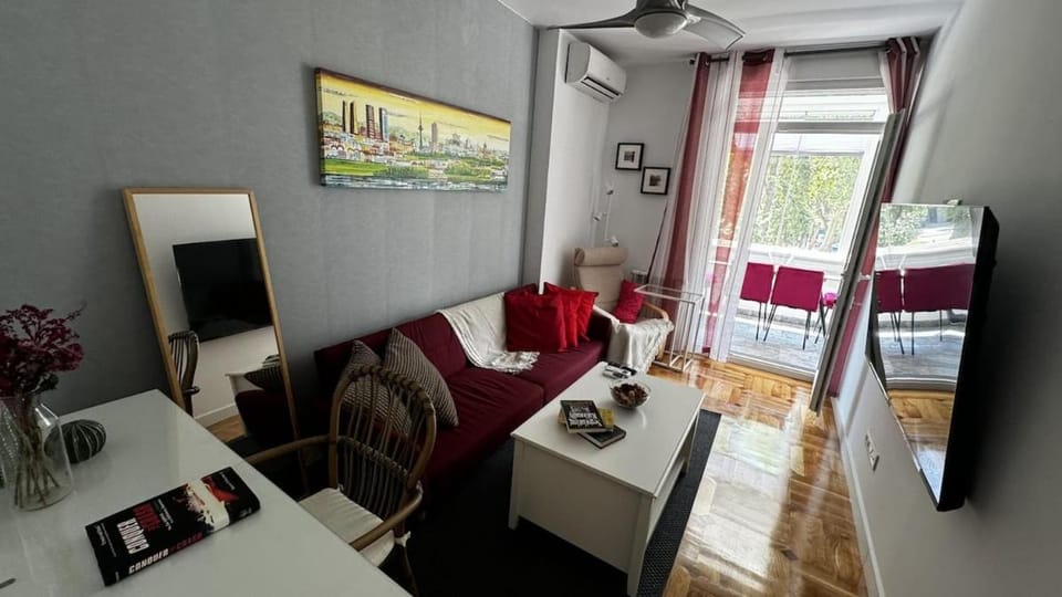 Azca 34 Apartment in Madrid