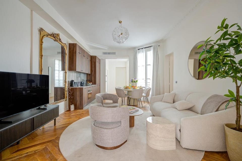 3-bedroom Luxurious and Elegant Family Flat - Vendôme - with AC Apartment in Paris
