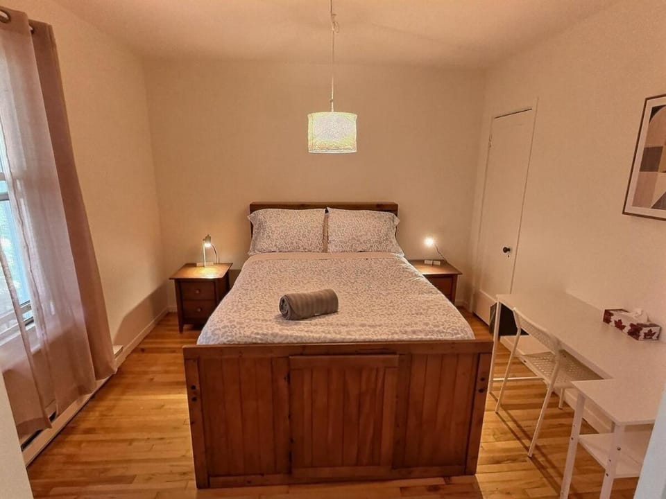 Bed, Bedroom