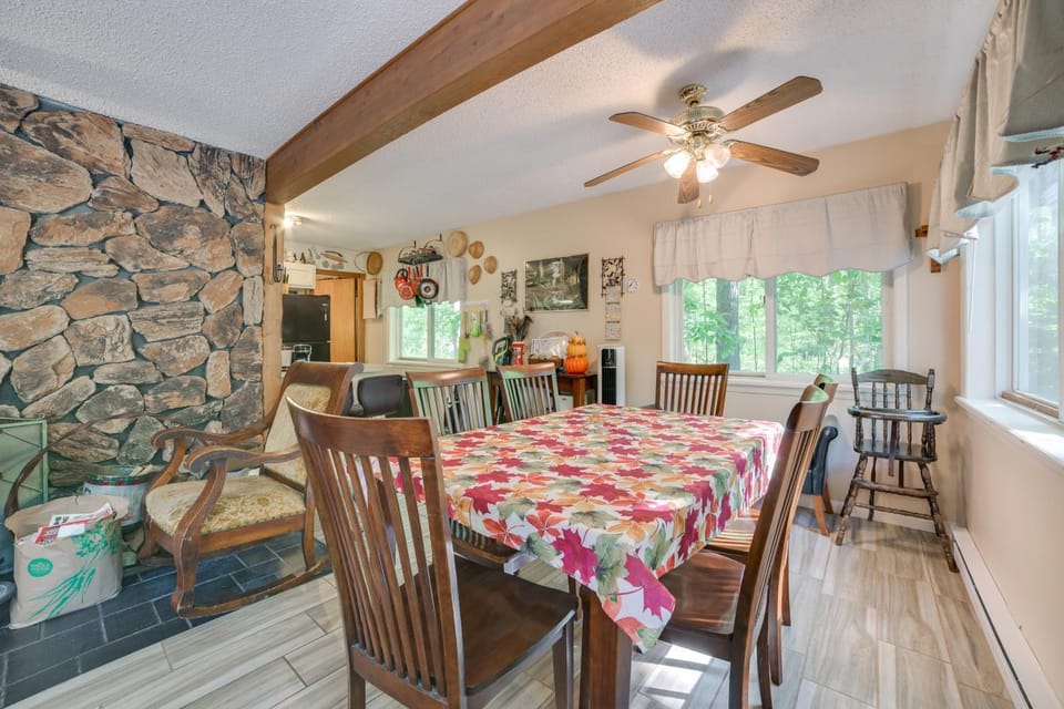 Indoor Pool Access: Cabin in Lakes of the North! Cabin in Michigan