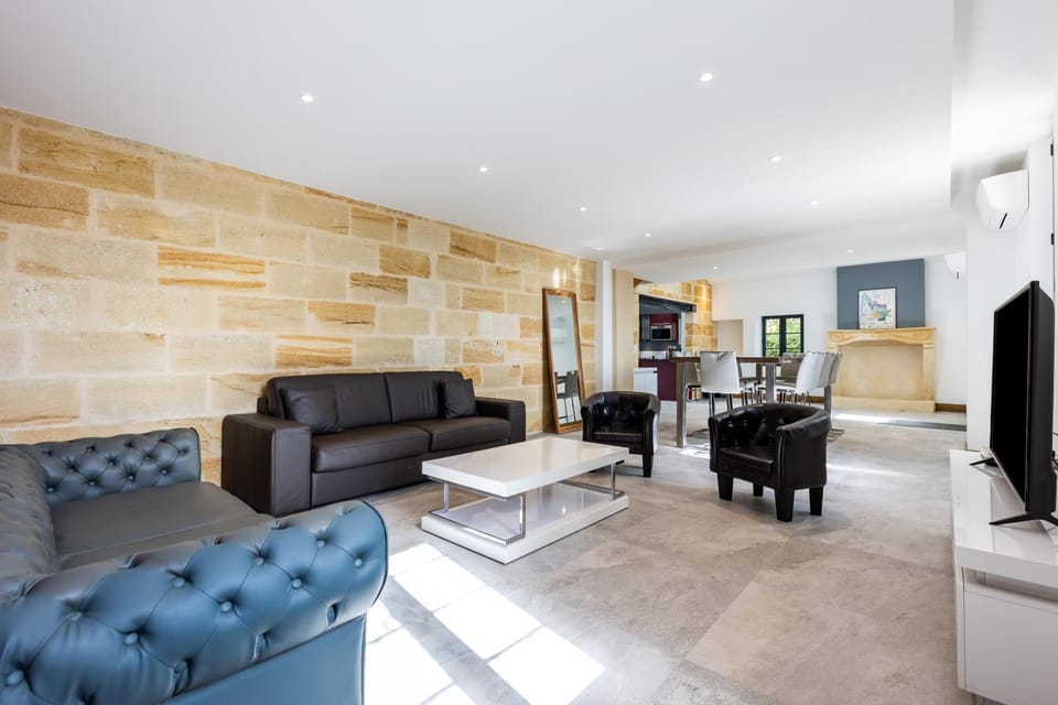 Property building, Living room