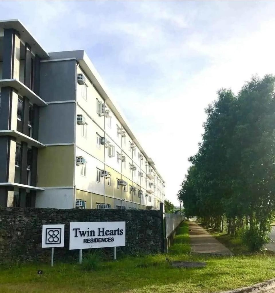 Maribert Studio Unit with free parking Apartment in Central Visayas