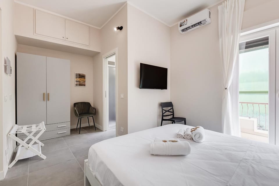 Eco Domus Sun House in Rome