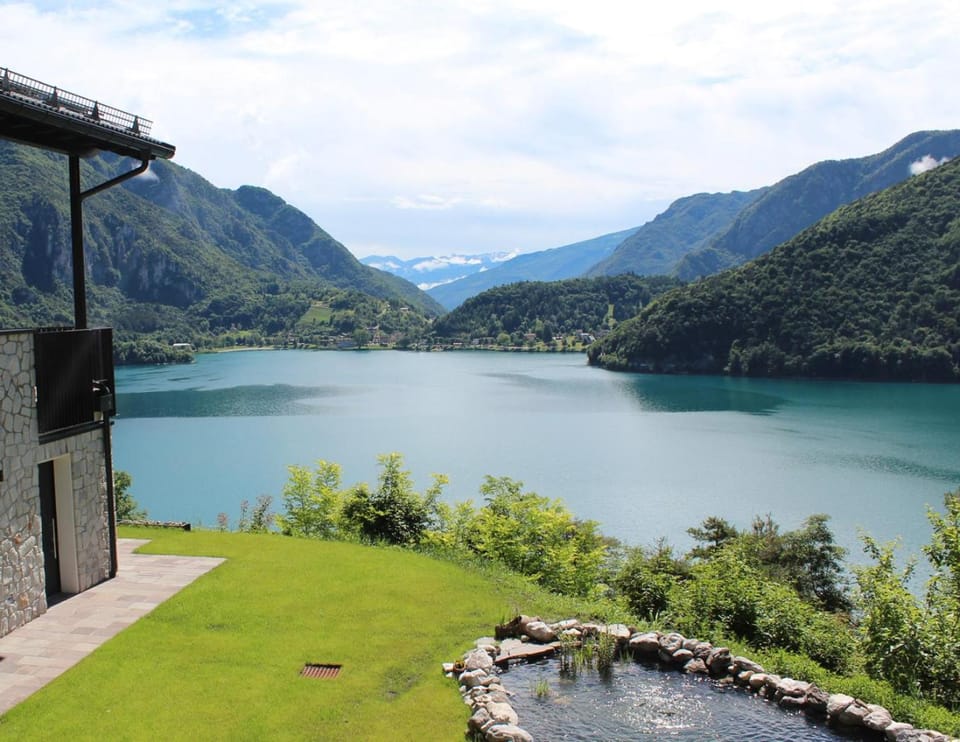 Lake view, Lake view