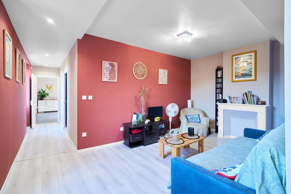 Property building, Living room