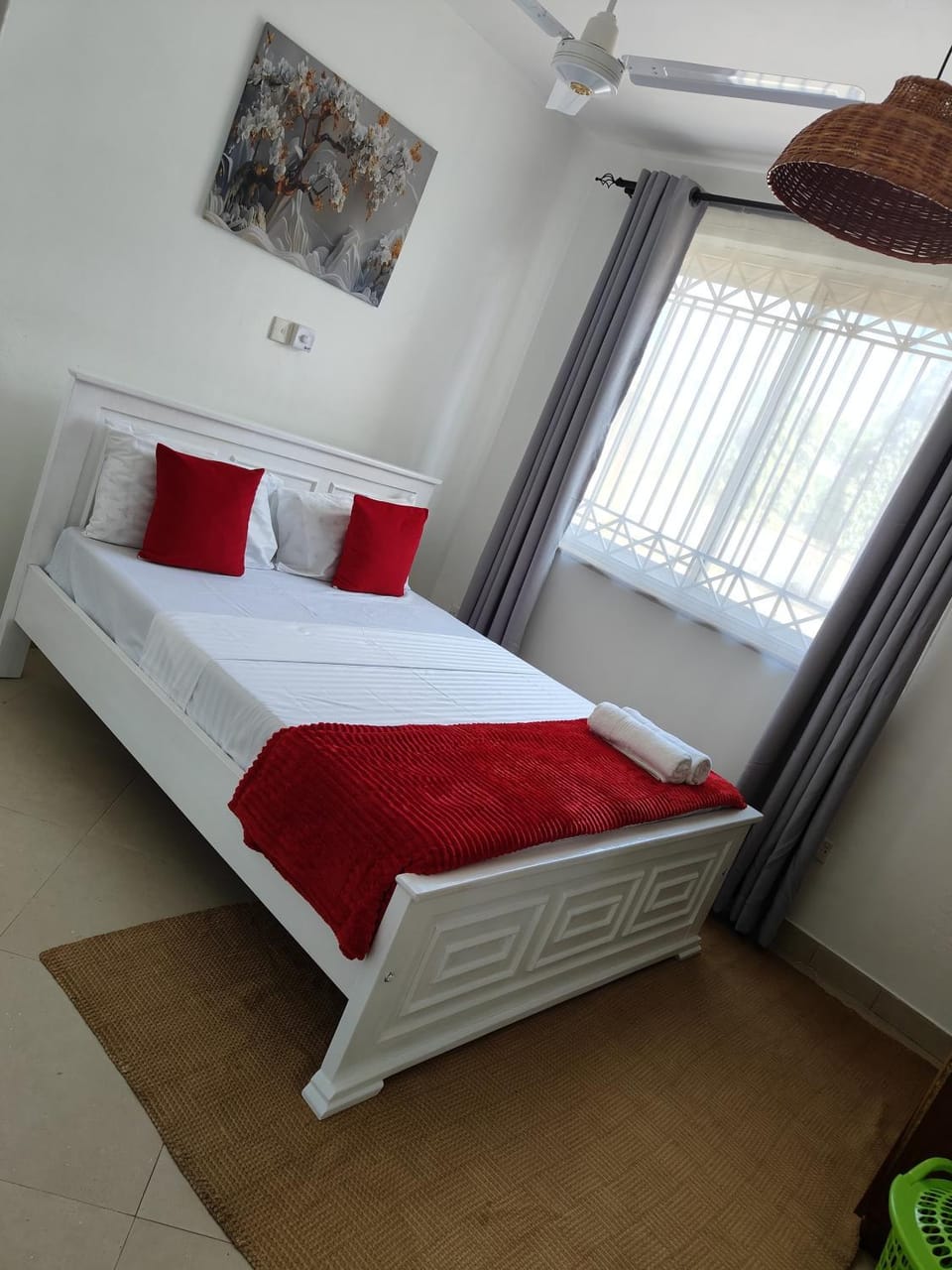 Coastal Bliss 1BR Nyali, pool, WiFi, walk to the beach Apartment in Mombasa County