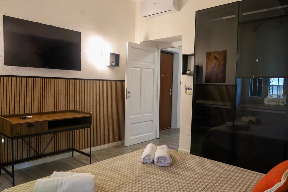 TV and multimedia, Bedroom