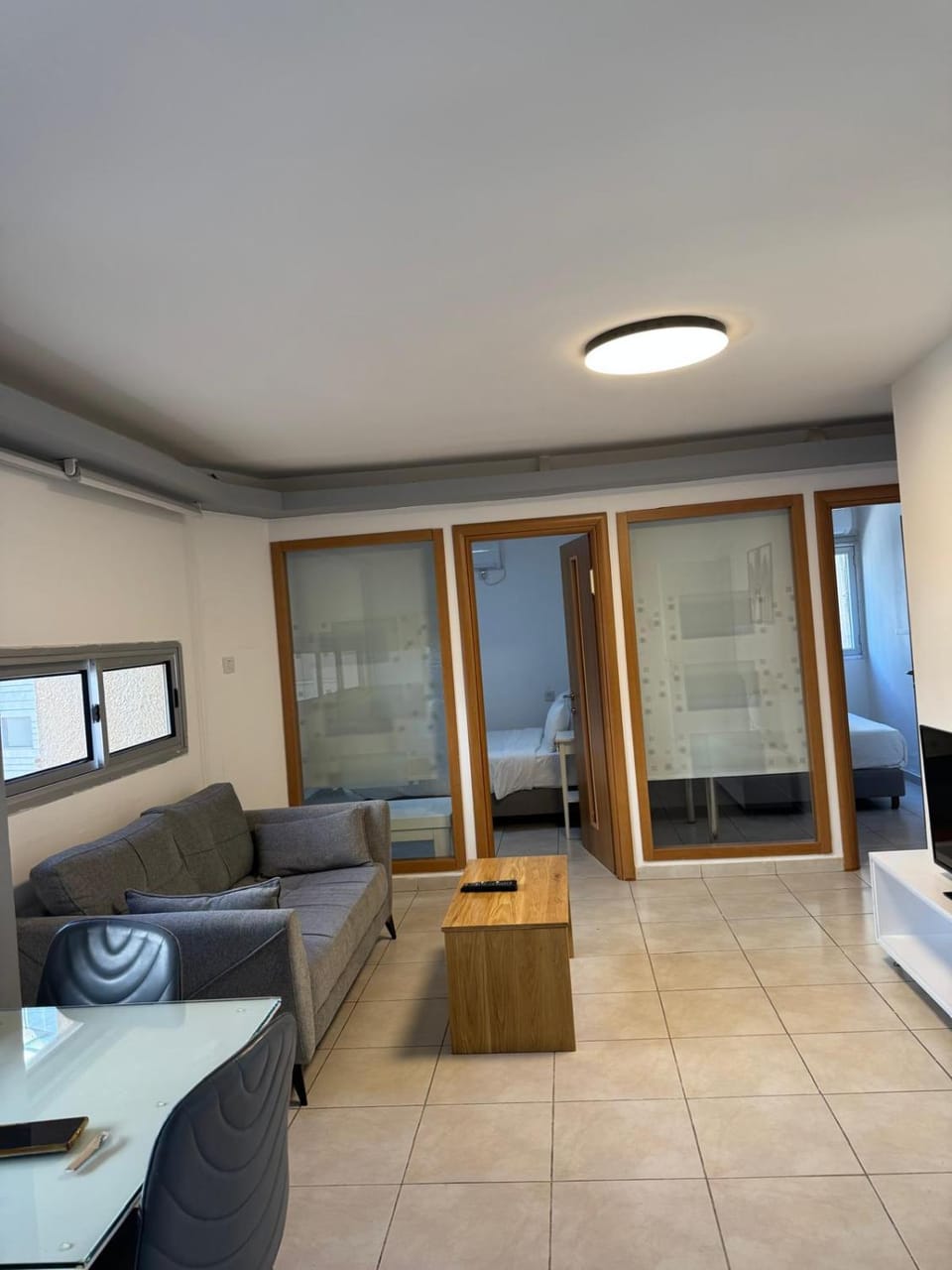 Living room, Photo of the whole room