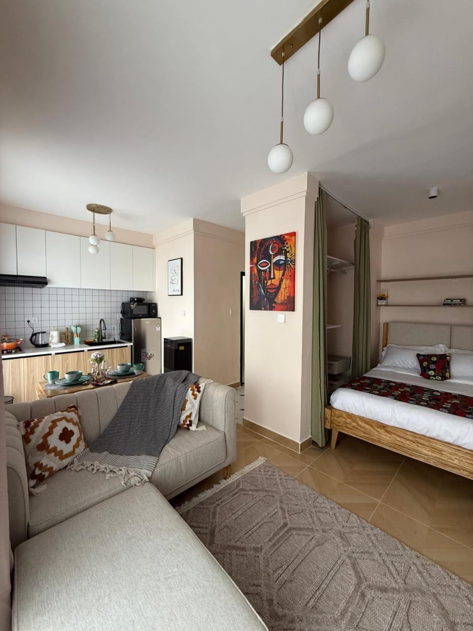 Bed, Kitchen or kitchenette, Living room, Seating area, Dining area, Bedroom