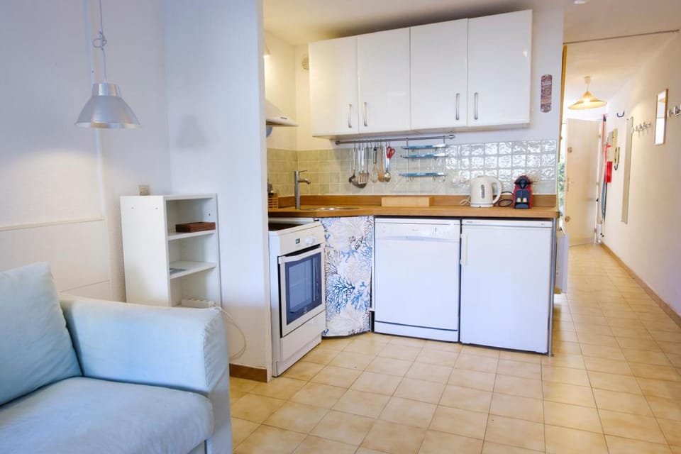 Accommodation with terrace and pool Sainte-Maxime Apartment in Sainte-Maxime