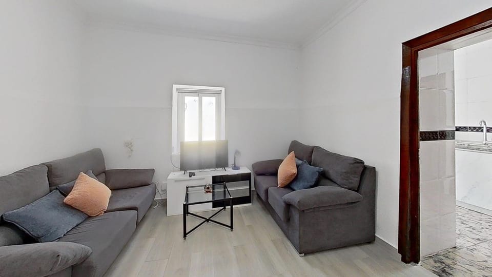 Communal lounge/ TV room, Living room
