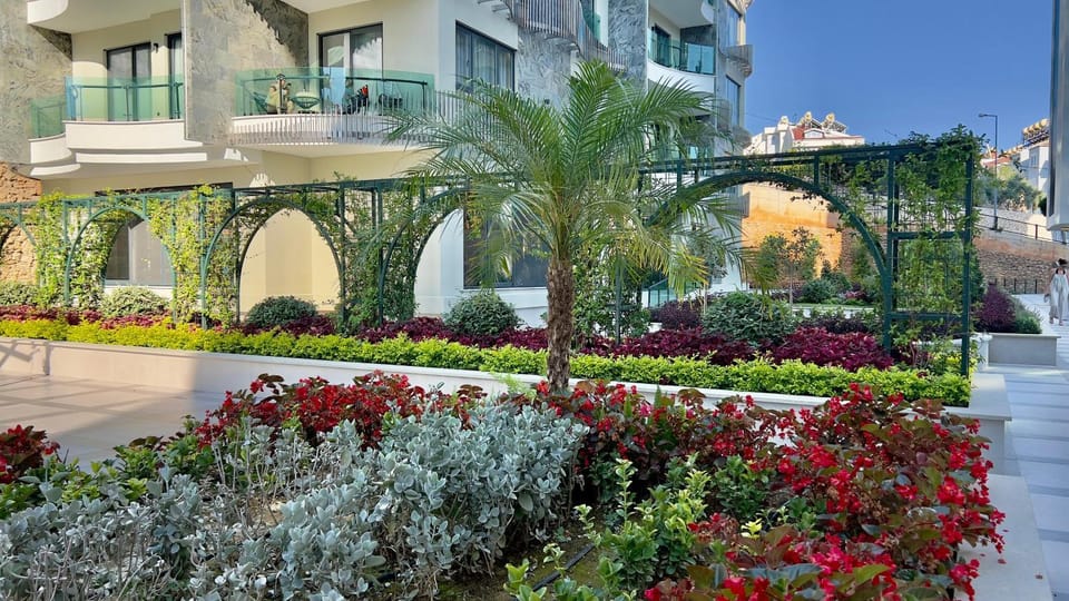 Garden, Garden view