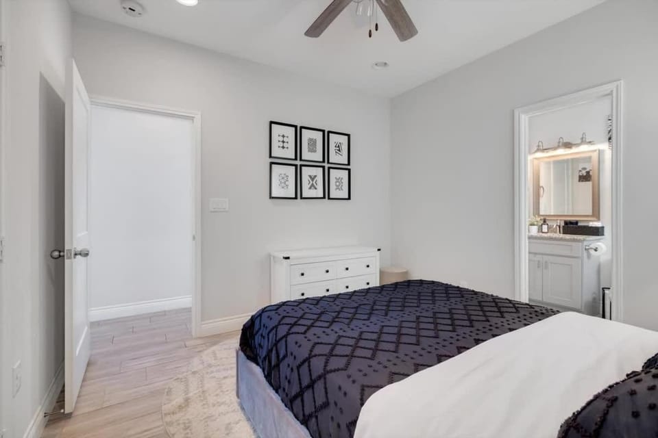The Downtown Houston Abode Near NRG House in Houston