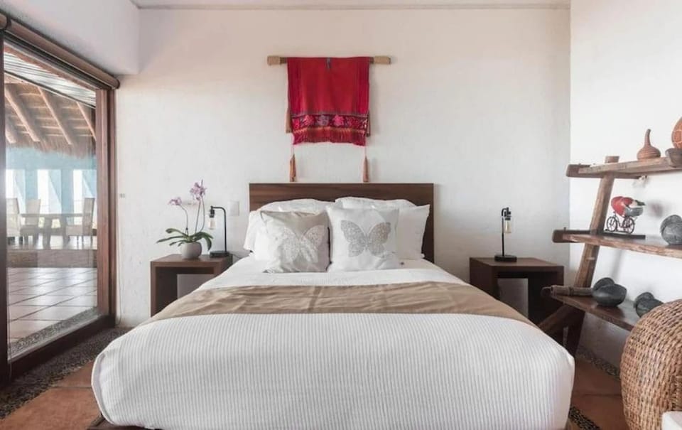 Beachfront Xaman Ha villa 3 with 11 bedrooms! Villa in Playa del Carmen