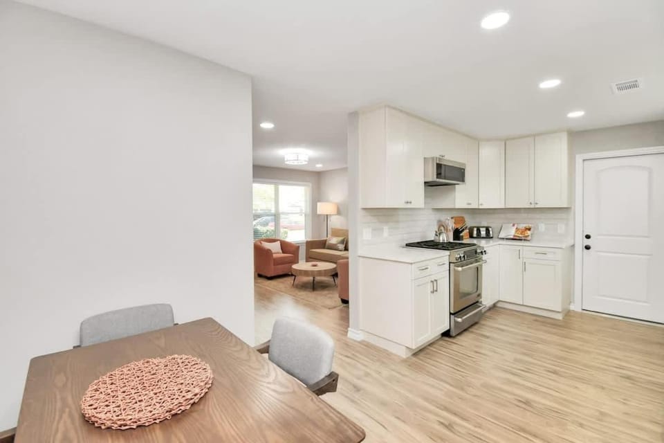 Cozy Houston Haven-Near Downtown & NRG House in Houston