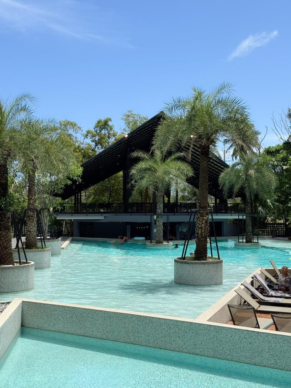 Amazing 1Bdr Kamala City Gate 3 Pools, Coworking Apartment in Kamala
