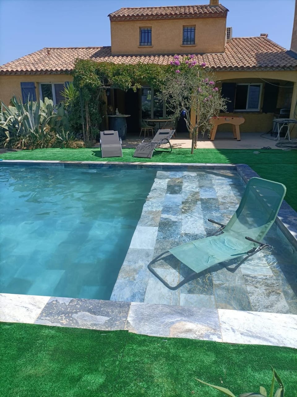 Property building, Pool view