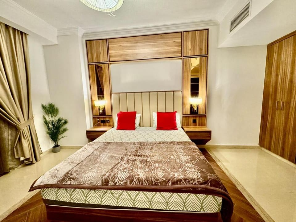 JSCOM GRAND Residence Apartment in Dubai