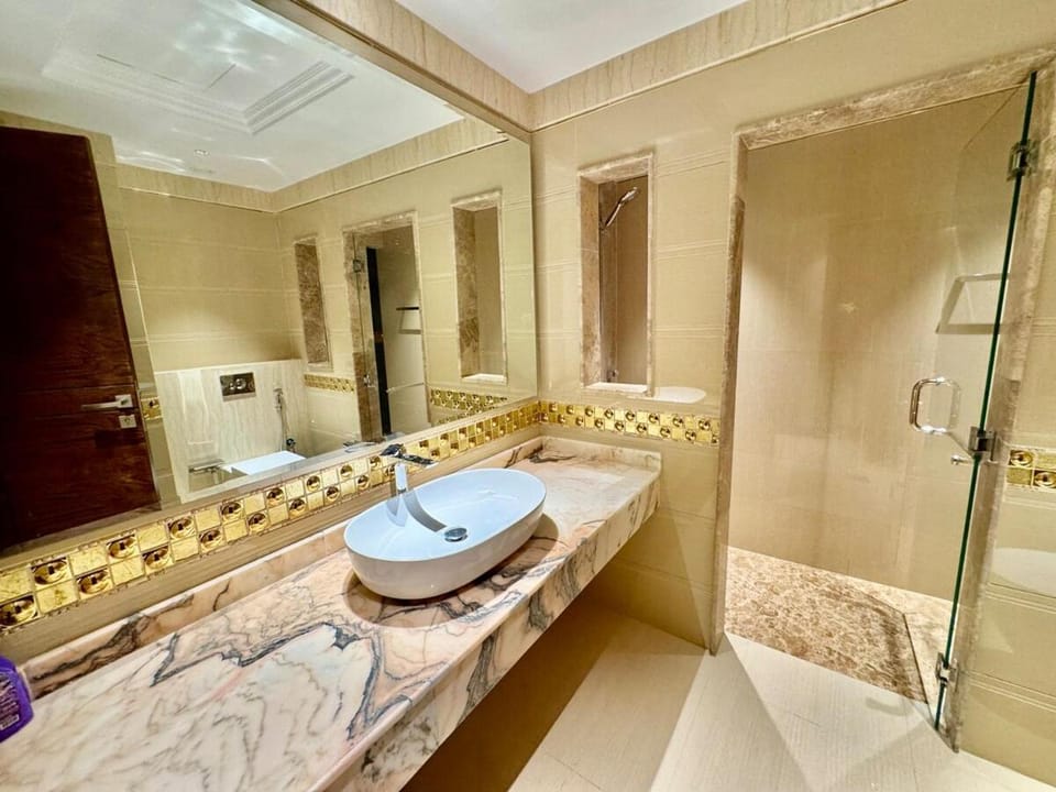 JSCOM GRAND Residence Apartment in Dubai