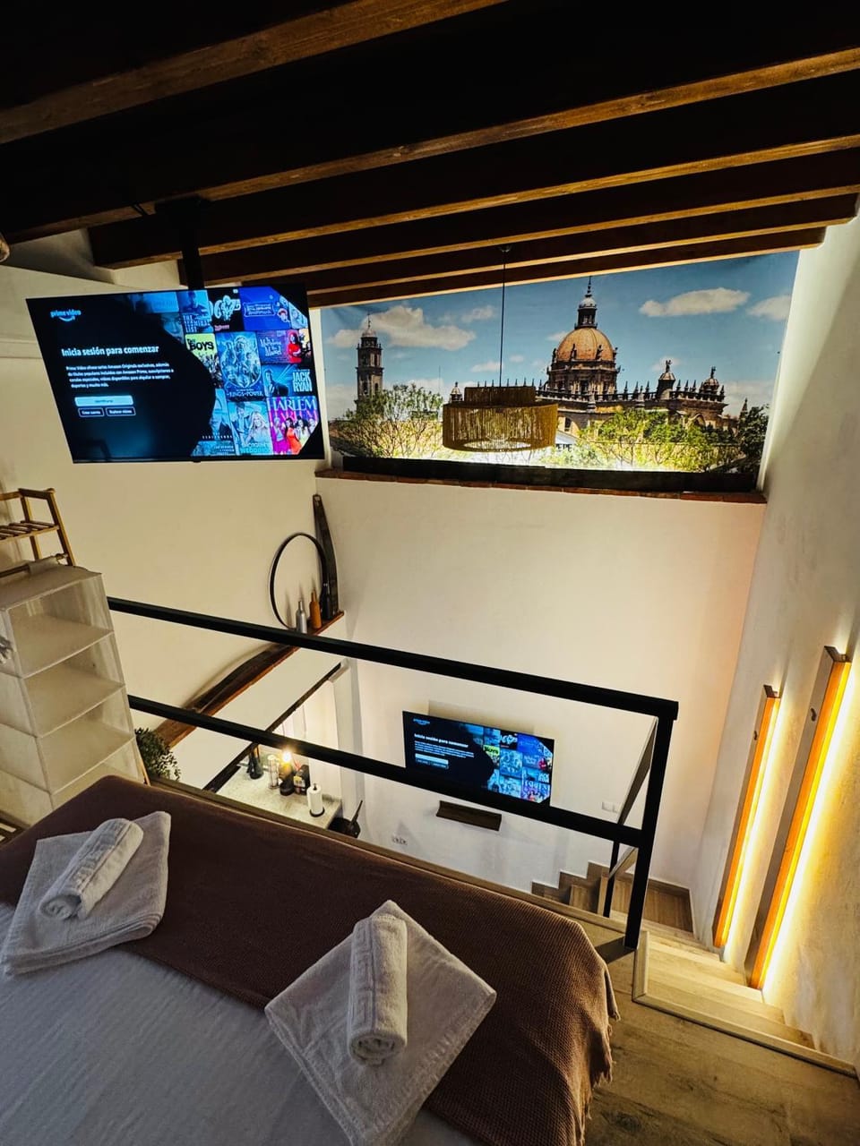Communal lounge/ TV room, Bed, TV and multimedia, Photo of the whole room, Evening entertainment, Bedroom