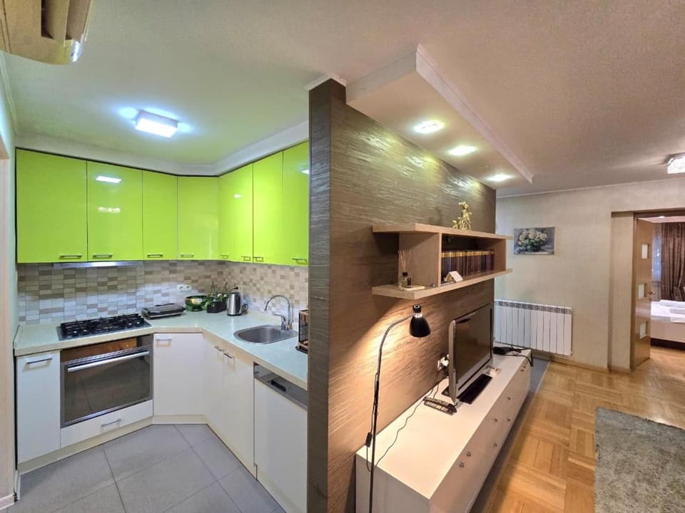 Library, Living room, kitchen