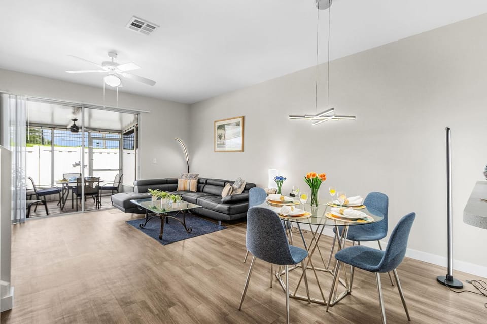 Experience Comfort and Convinience - Condo Pine Oak Nook - Roelens House in Fort Myers
