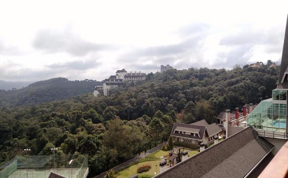 Garden view, Mountain view, Pool view
