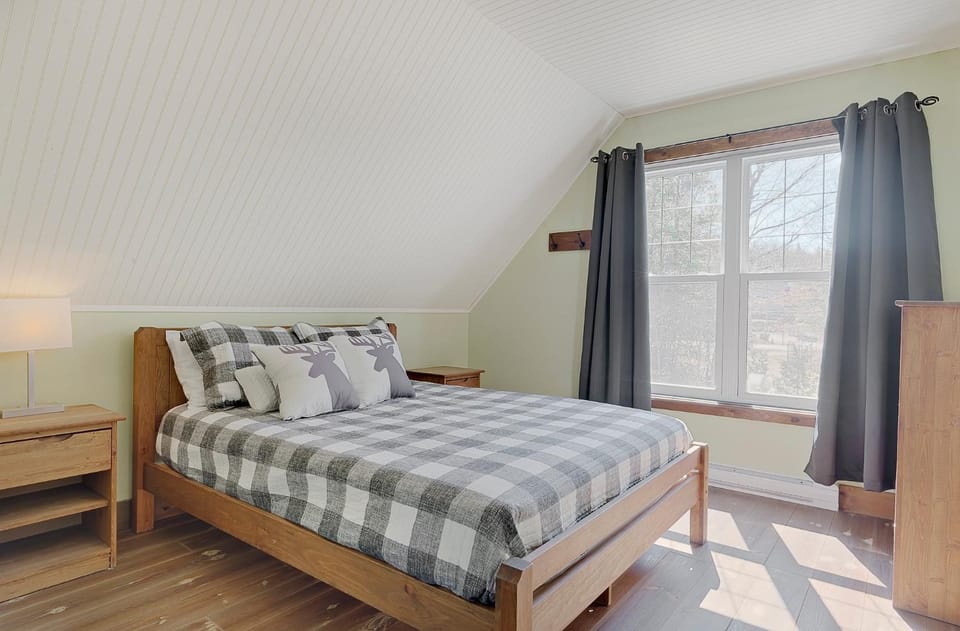 9009 chemin des Alpages House in Quebec
