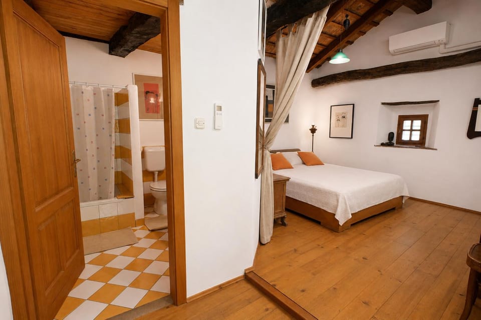 Bathroom, Bedroom