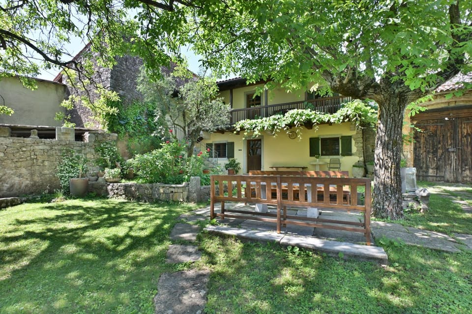 Facade/entrance, Garden