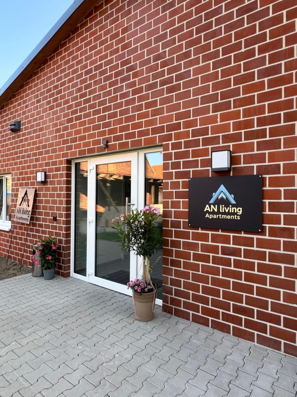 Facade/entrance, Property logo or sign
