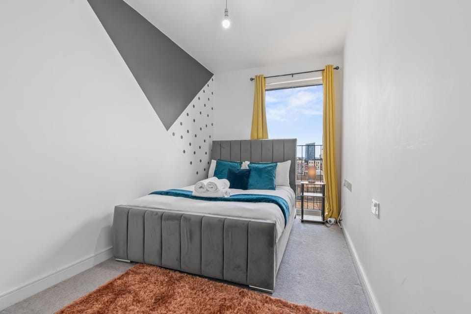 Luxury 3BR with 2bath Near Westfield Stratford Apartment in London