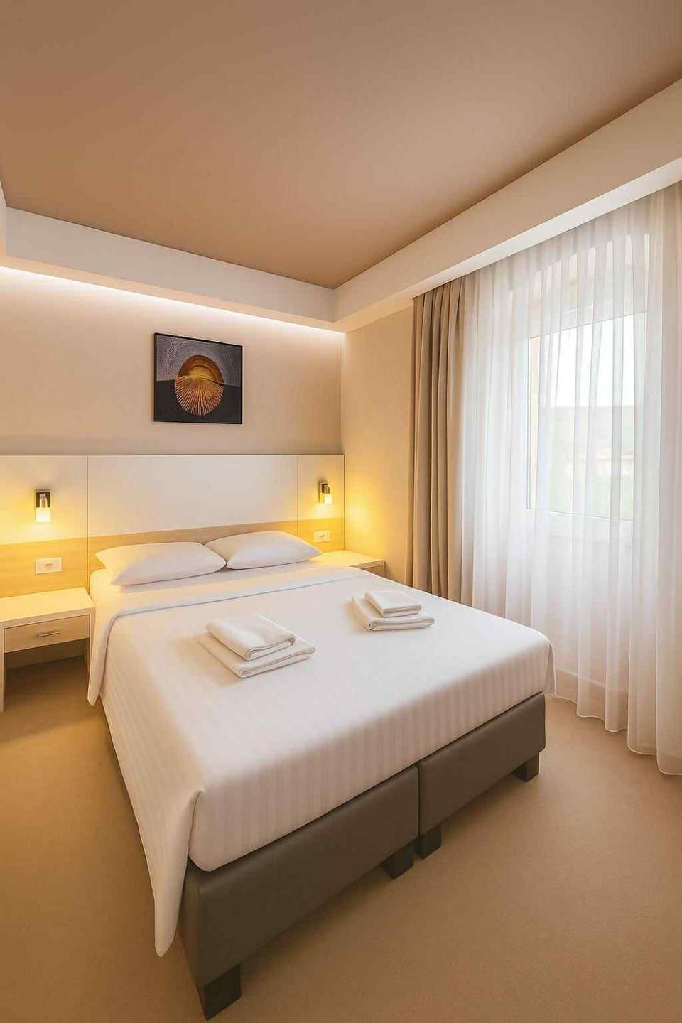 Bed, Photo of the whole room, Bedroom, towels