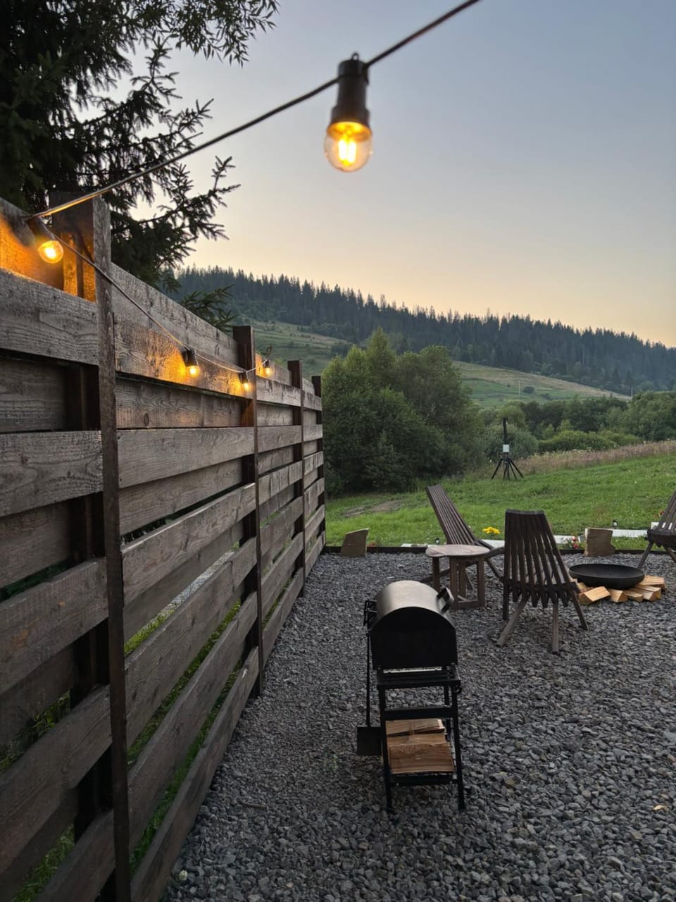 Stryh xata - Будиночок в Карпатах з чаном-джакузі Nature lodge in Lviv Oblast