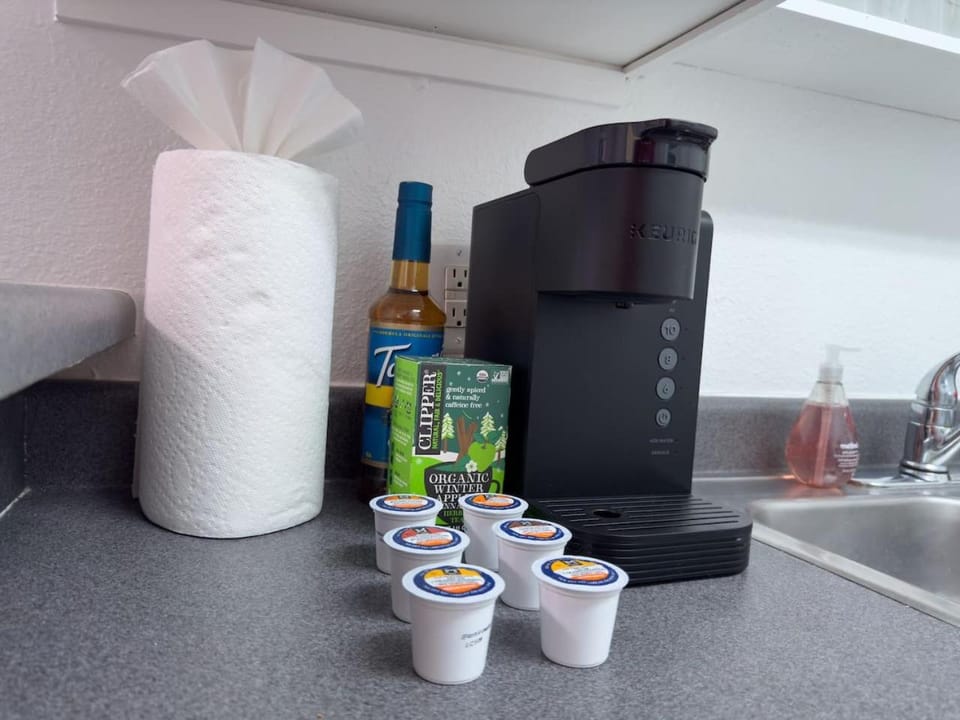 Coffee/tea facilities, Kitchen or kitchenette
