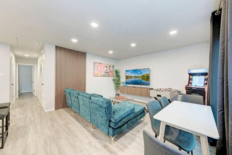 TV and multimedia, Living room