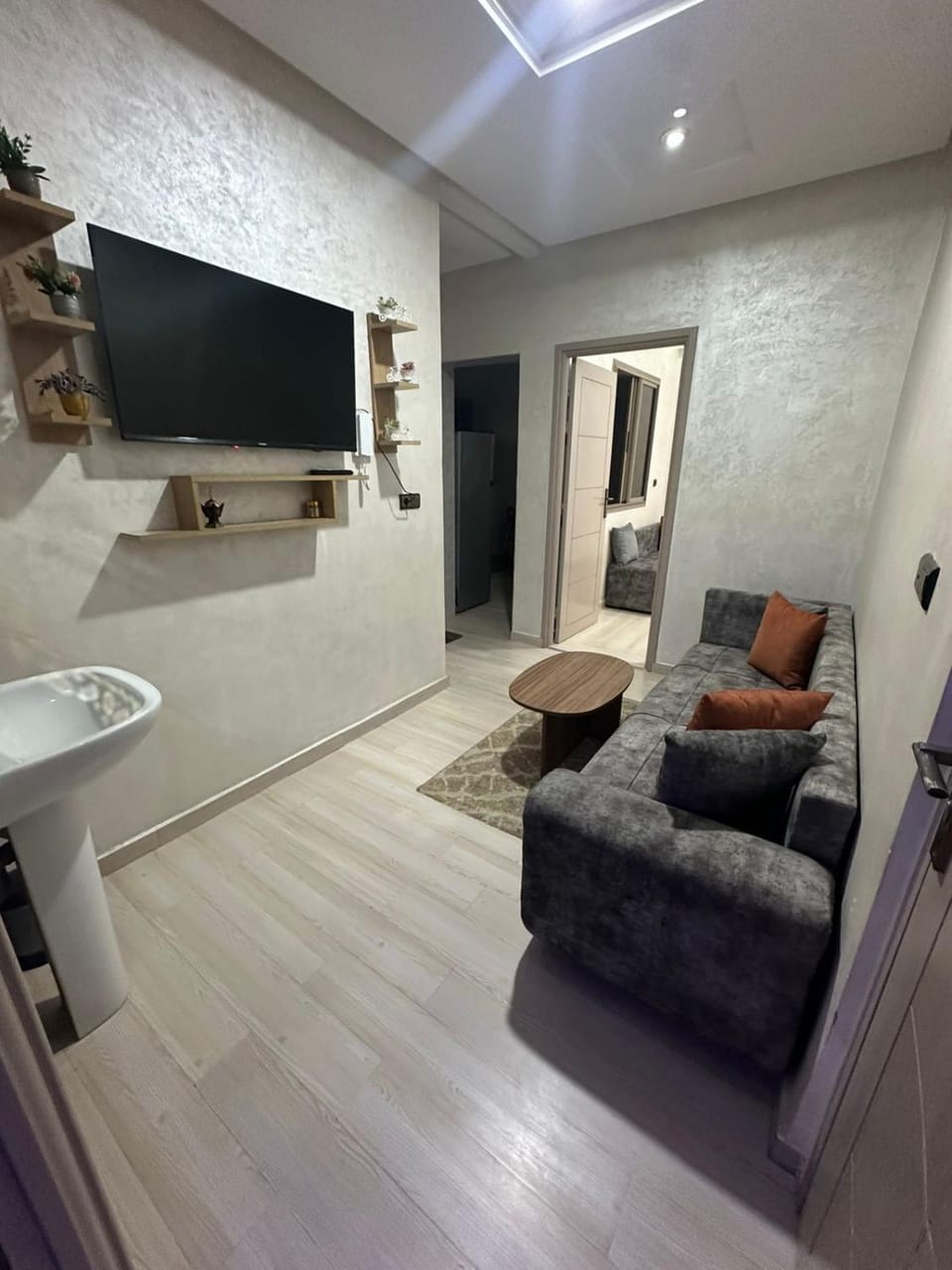 Communal lounge/ TV room, TV and multimedia, Living room, Seating area