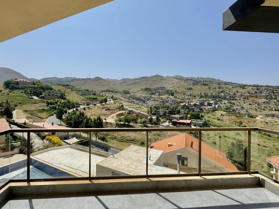 Alpina Faqra 3-BR w Pool and Balcony Apartment in Africa